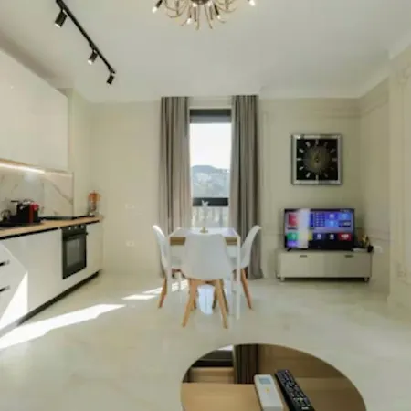 Hideaways 2 , Stunning View & Luxury Tirana